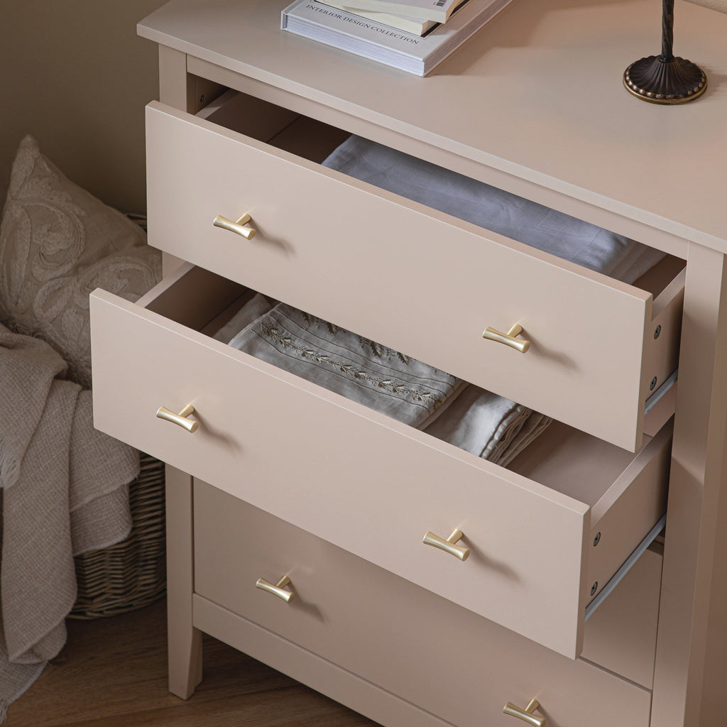 Oakham 4-Drawer Dresser, Nude Pink